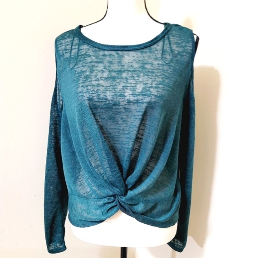 nwt LILY WHITE size Large Long Sleeve Cold Shoulder Sheer Twist Front Top Green